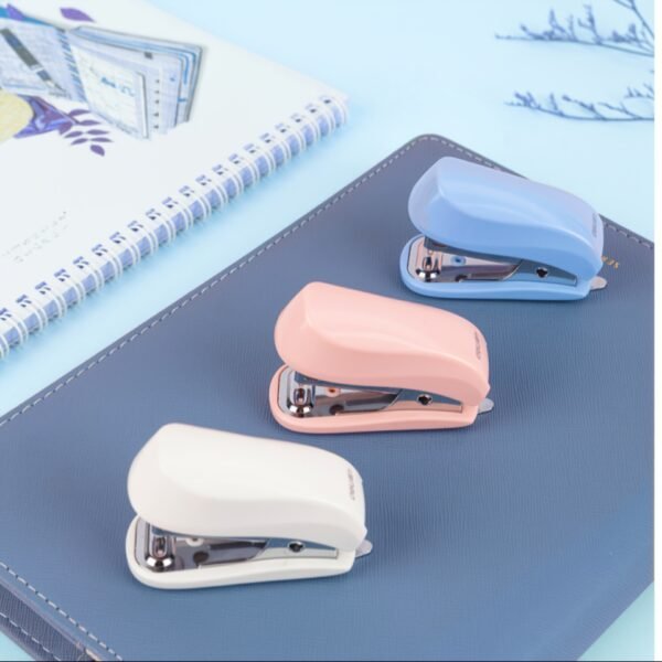 f234b324-8fb6-425d-a42d-d7ab0ddfb9c7.jpg 830 Staples + 1 Stapler Mini Binding Set, Paper Binding Stationery, Cute Office Binding Tool, School Supplies - Assorted Colors